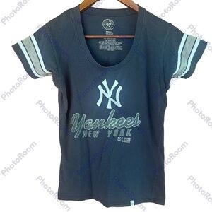 Forty Seven Brand, New York Yankees, Women’s Small, Short Sleeve T Shirt
